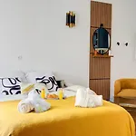 Bluestay 124 - Superb Apartment In Paris